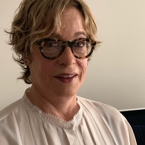 JOAN  SAPINSLEY
